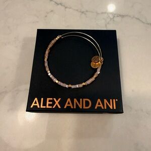 💗✨ Alex and Ani Pink & Gold Beaded Bracelet ✨💗